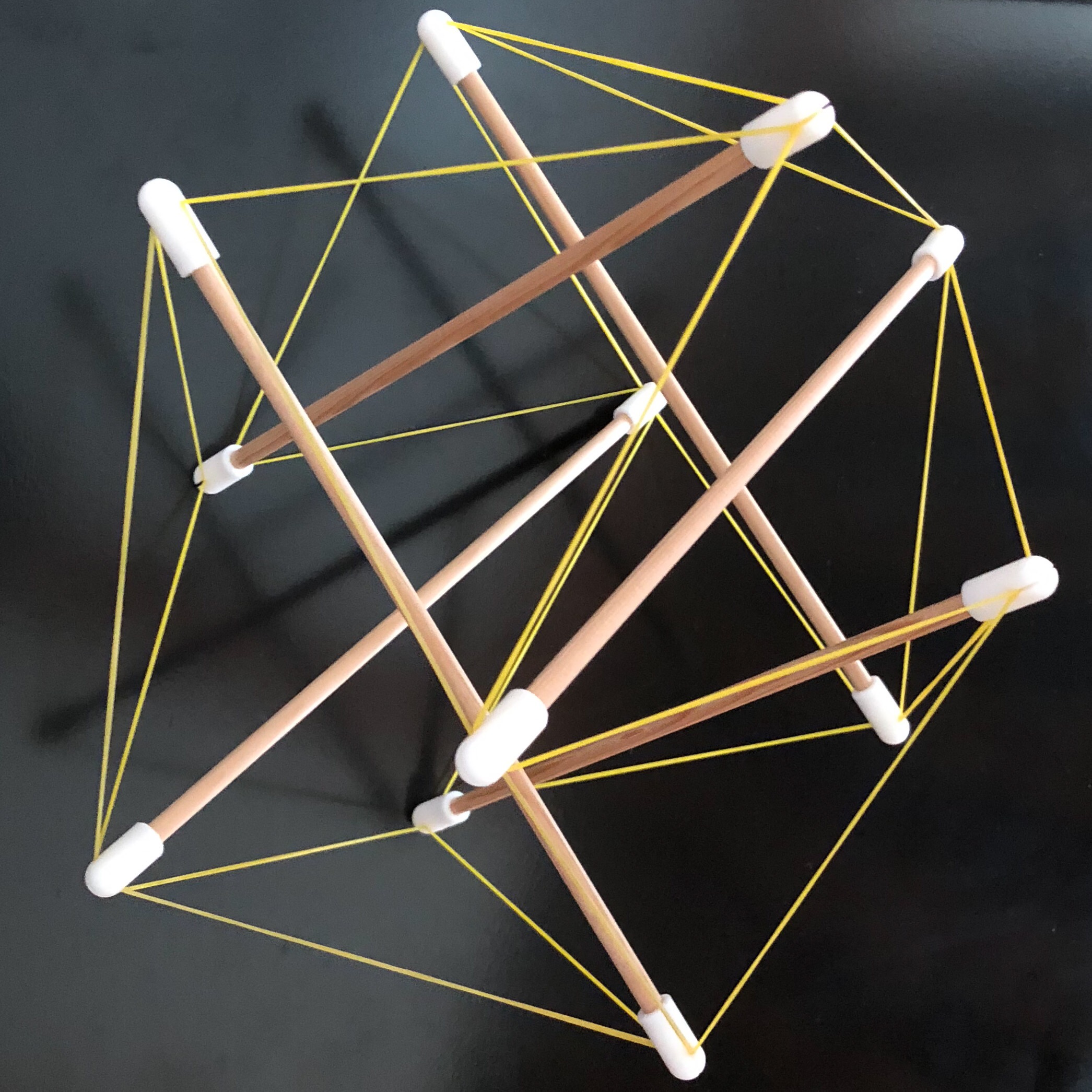 Tensegrity model with 3D printer (2)